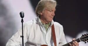 Read more about the article Justin Hayward